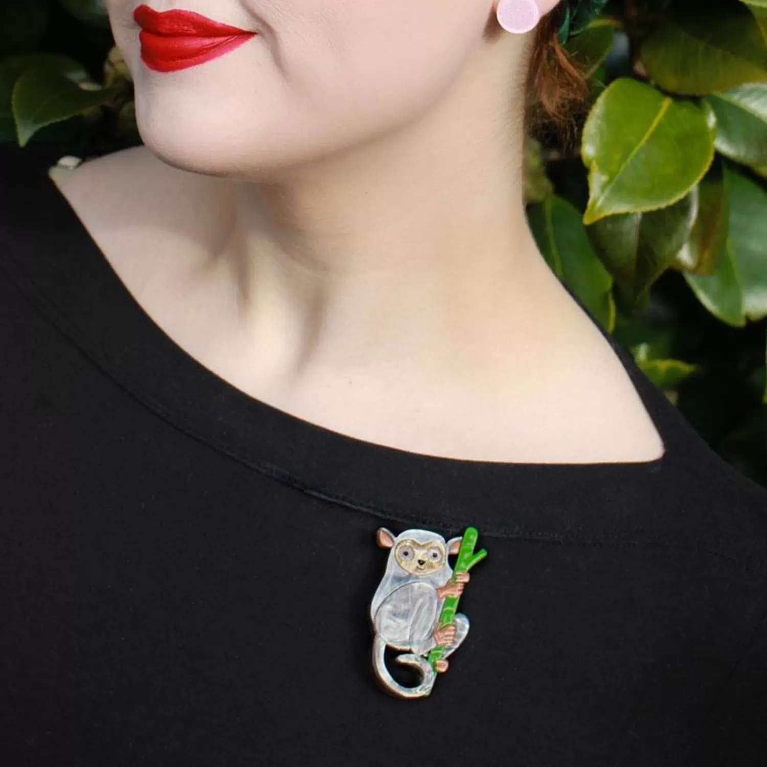 eyes_wide_open_tarsier_brooch_2.webp Eyes Wide Open Tarsier Brooch*Erstwilder Hot