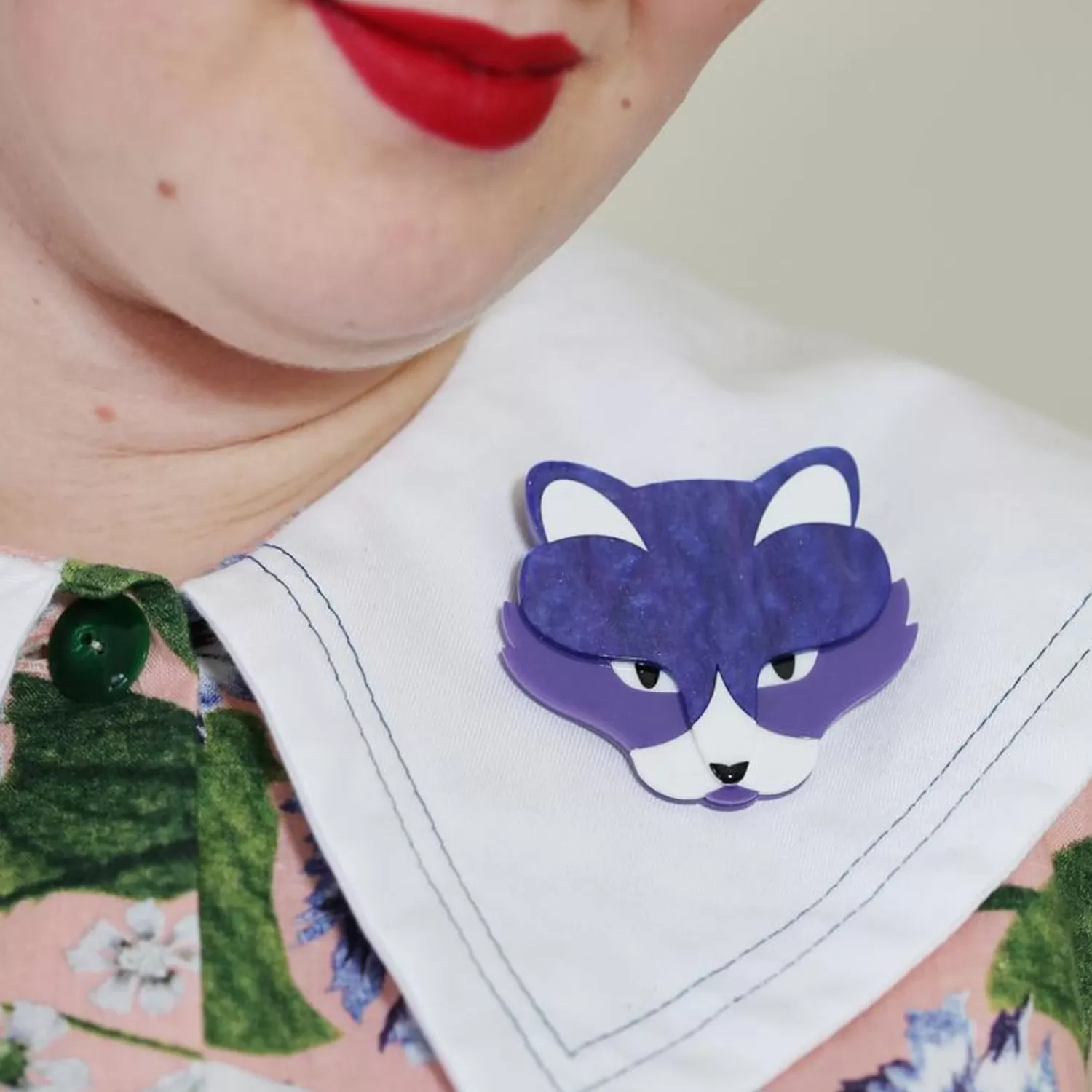 lebeau_the_luscious_brooch_2.webp Lebeau The Luscious Brooch*Erstwilder Online