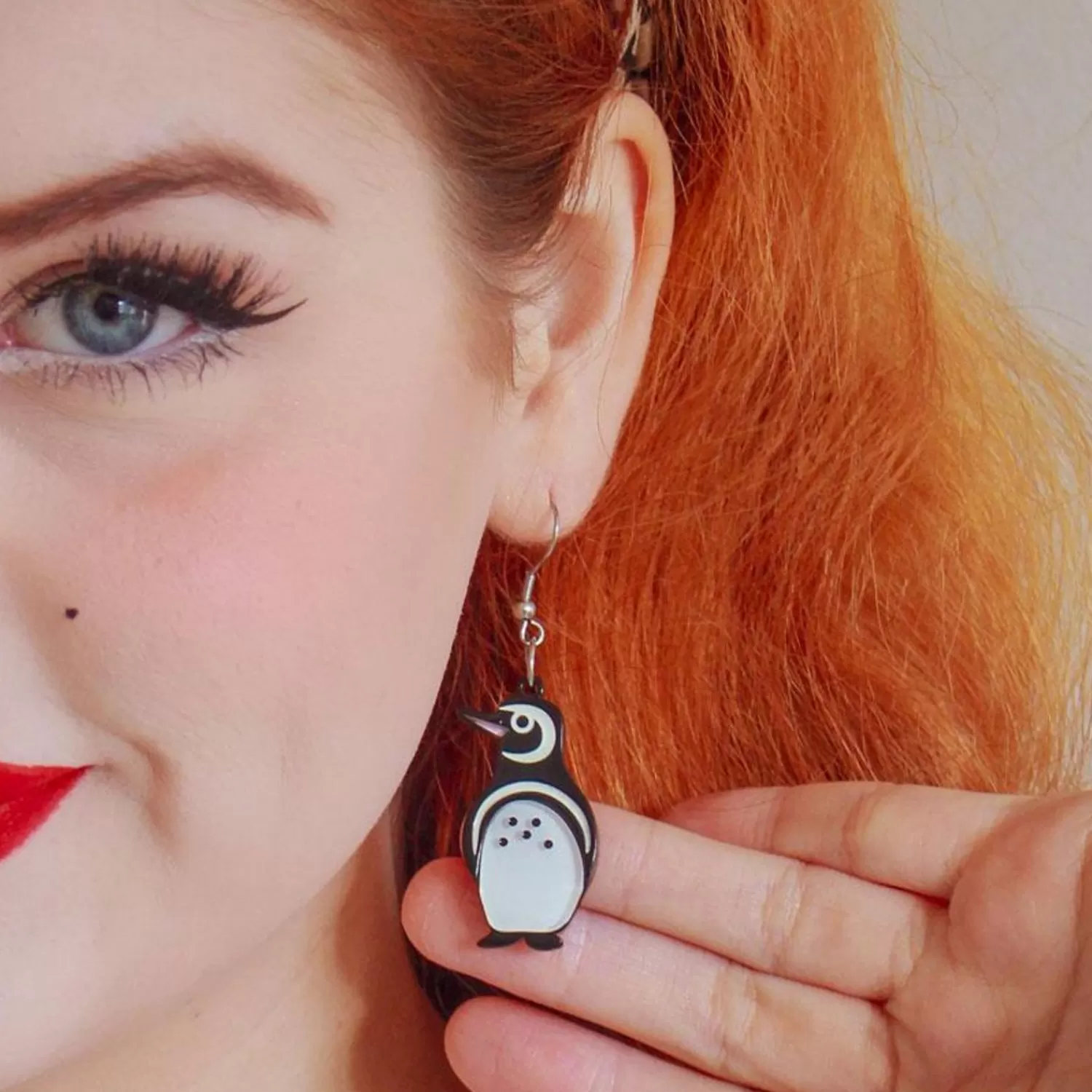northside_wanderer_penguin_earrings_2.webp Northside Wanderer Penguin Earrings*Erstwilder Best