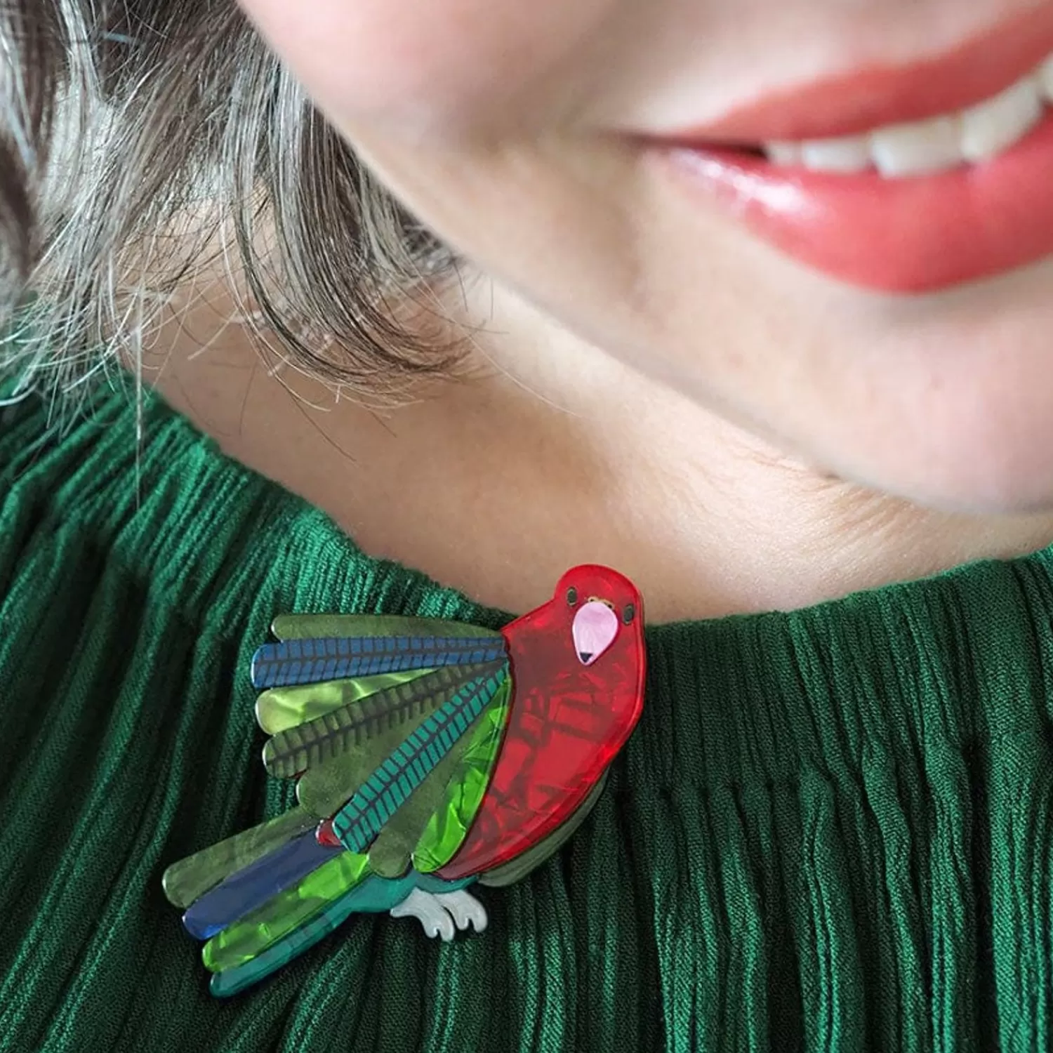 scarlet_sovereign_brooch_2.webp Scarlet Sovereign Brooch*Erstwilder Cheap