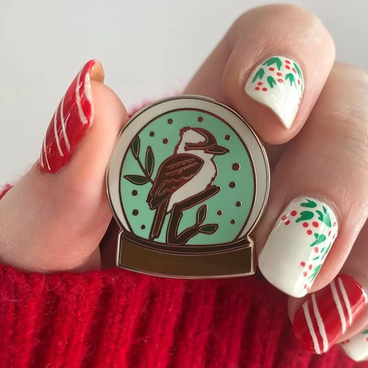 seasonal_merriment_enamel_pin_2.webp Seasonal Merriment Enamel Pin*Erstwilder Store