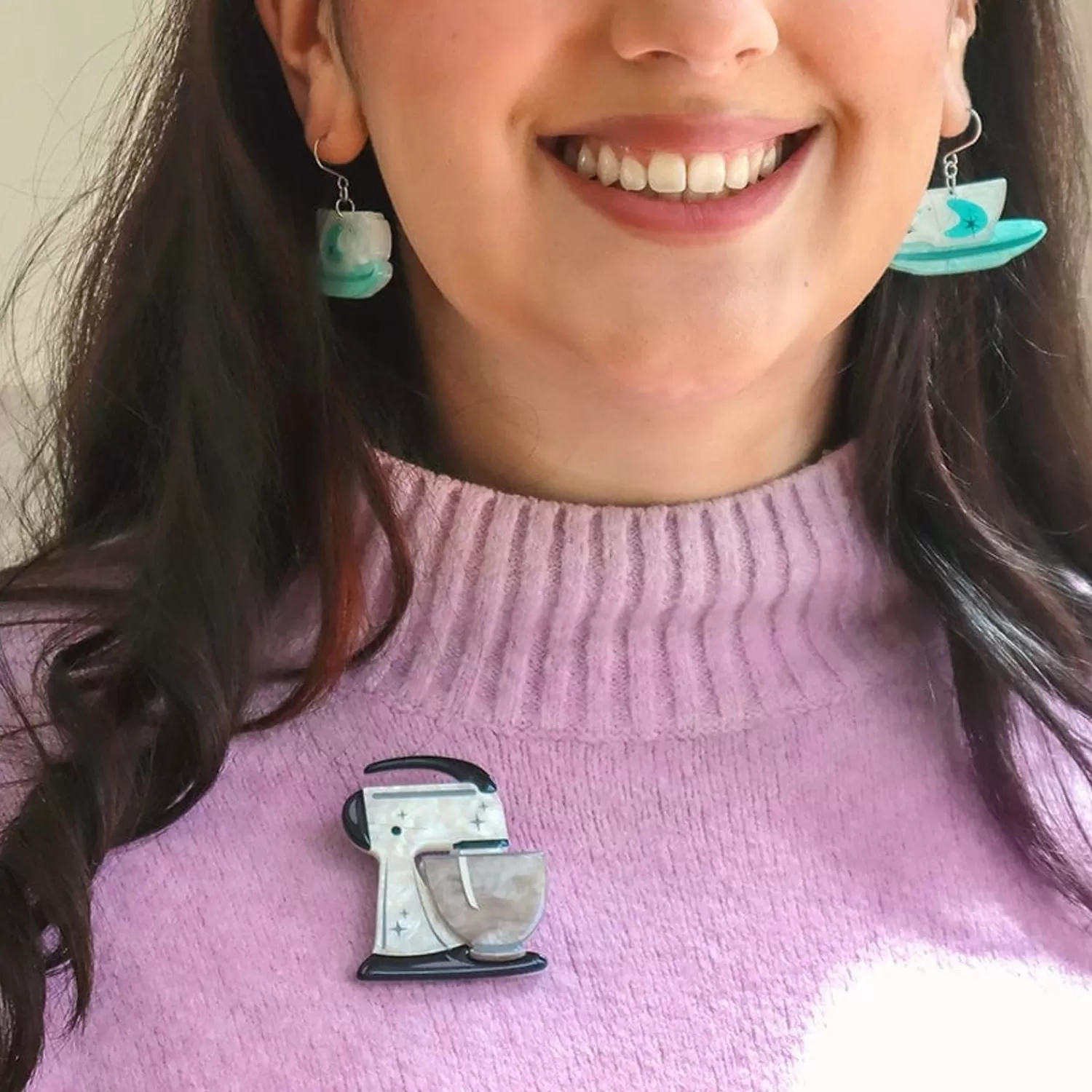 spin_me_right_round_brooch__white_2.webp Spin Me Right Round Brooch - White*Erstwilder Discount