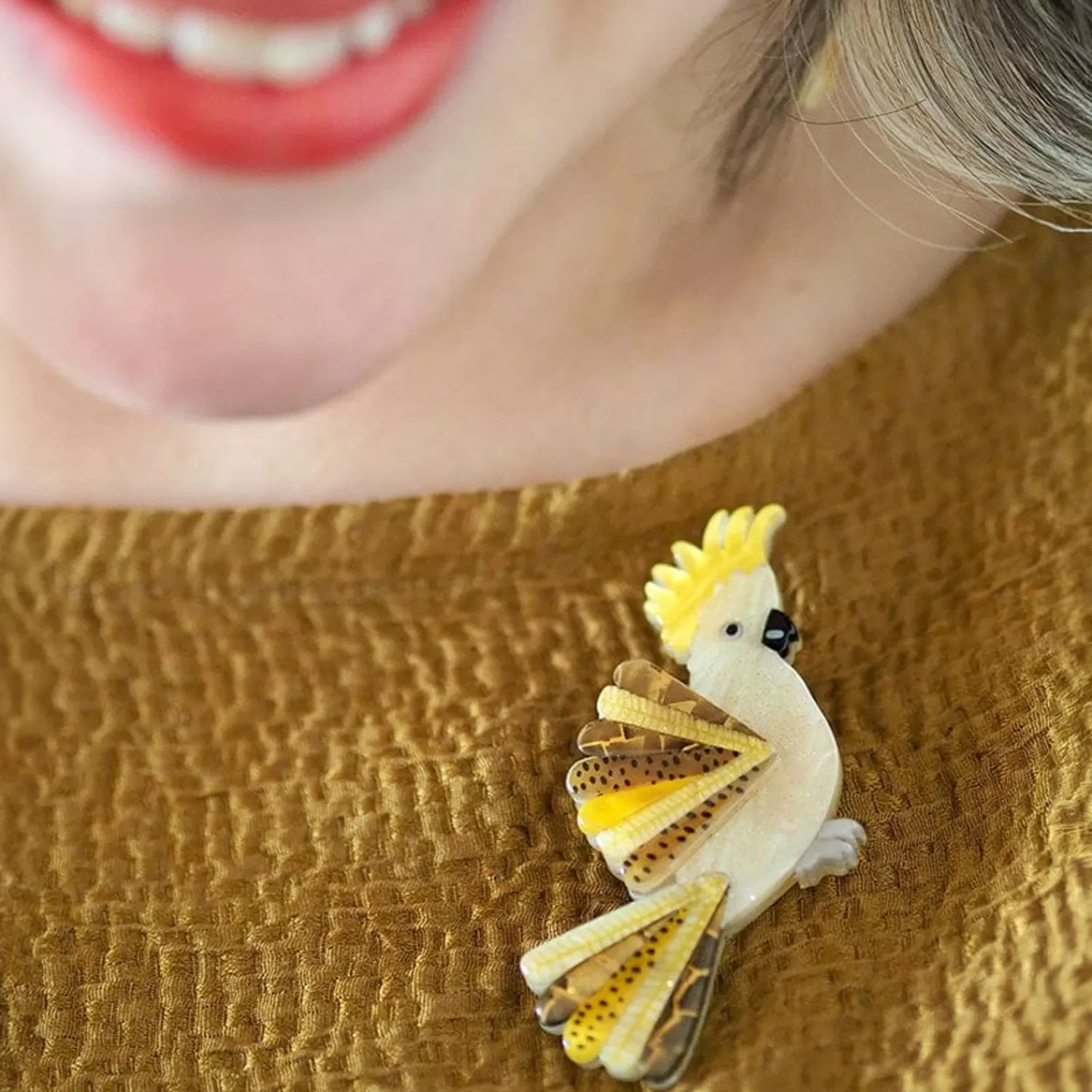 sunny_of_the_sulphur_crest_brooch_2.webp Sunny Of The Sulphur Crest Brooch*Erstwilder Sale