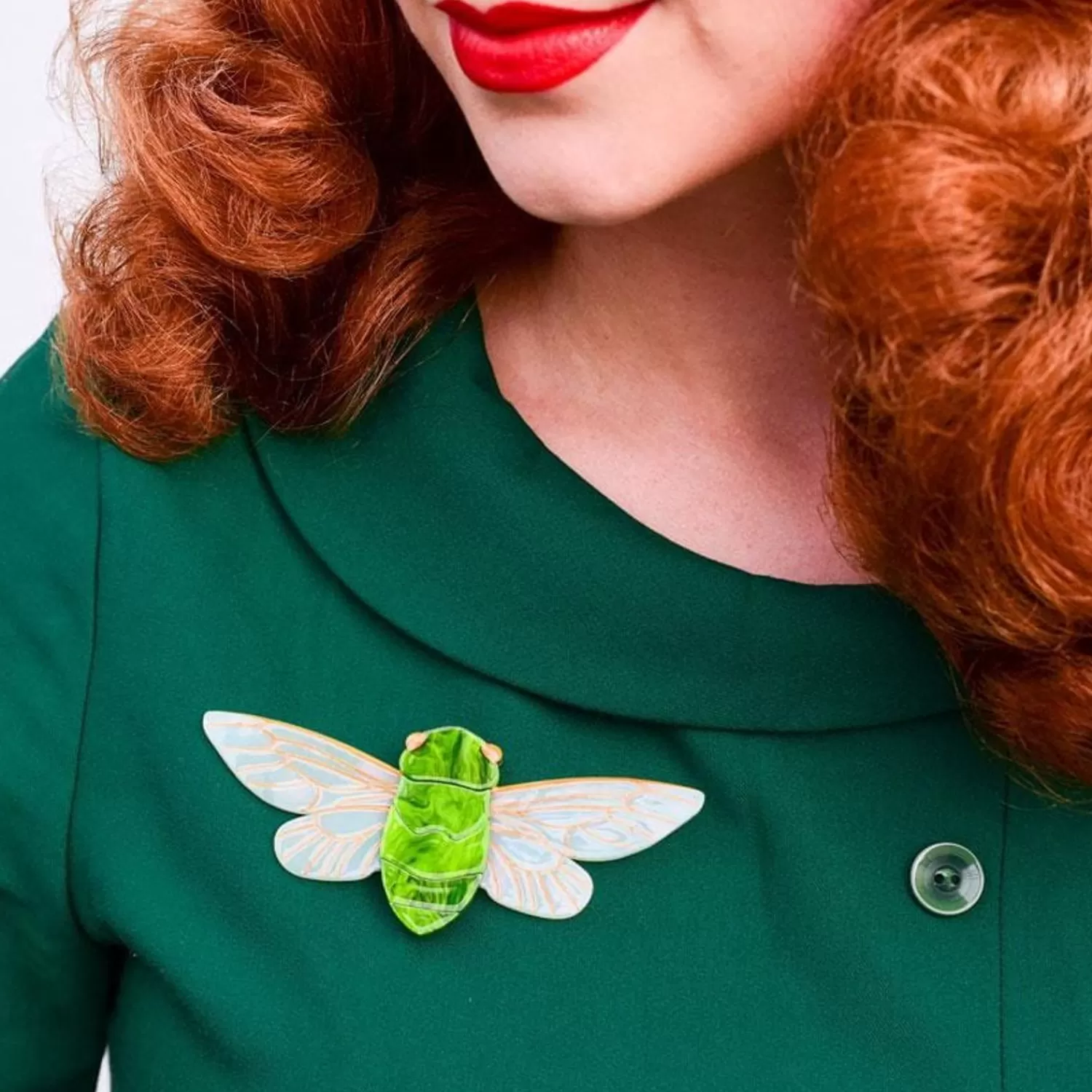 the_17year_sleep_brooch_2.webp The 17-Year Sleep Brooch*Erstwilder Online