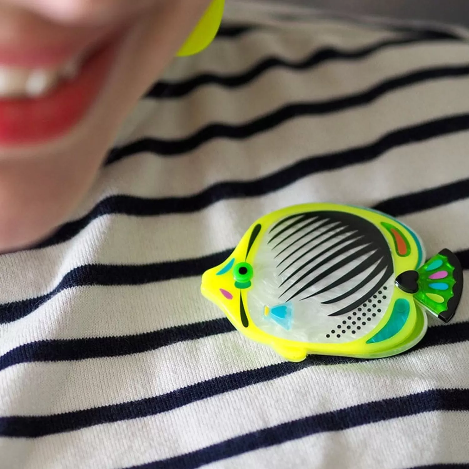 the_bedazzling_butterflyfish_brooch_2.webp The Bedazzling Butterflyfish Brooch*Erstwilder Fashion