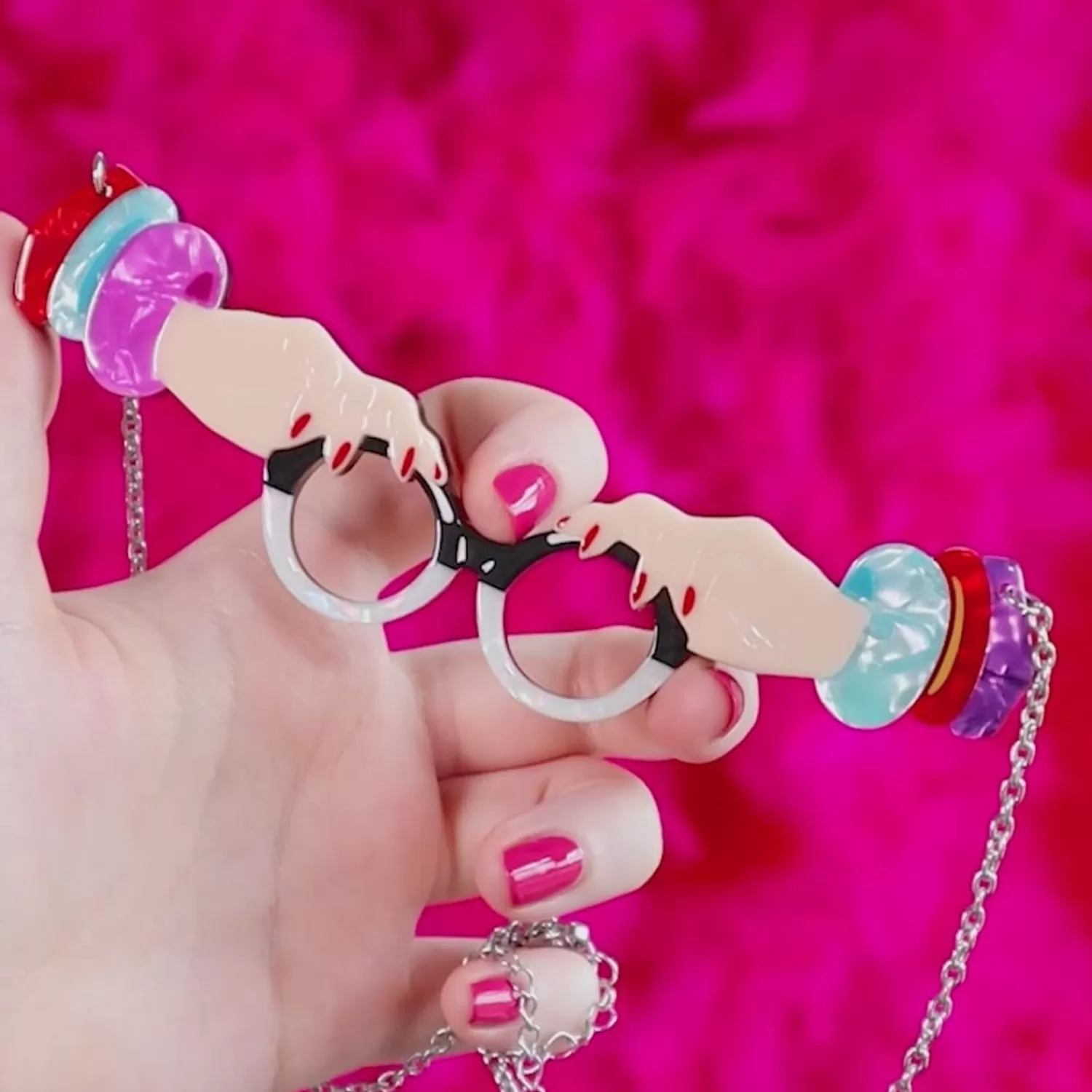 the_face_of_style_iris_necklace_2.webp The Face Of Style Iris Necklace*Erstwilder Flash Sale