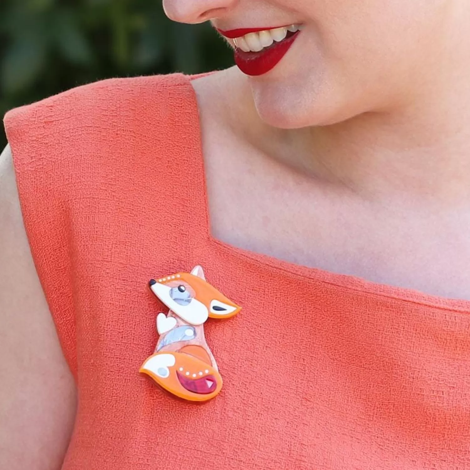 the_footloose_fox_brooch_3.webp The Footloose Fox Brooch*Erstwilder Online