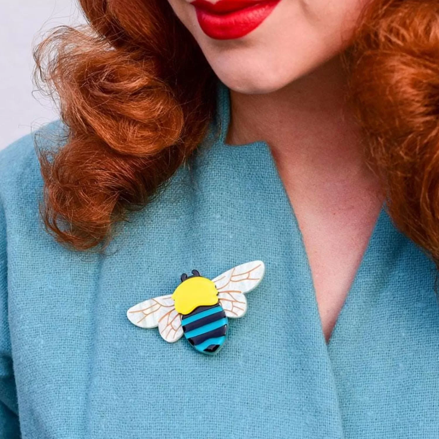 to_bee_or_not_to_bee_brooch_2.webp To Bee Or Not To Bee Brooch*Erstwilder Store